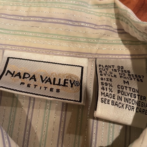 NAPA VALLEY PETITES EMBROIDERED BLOUSE - Picture 2 of 10